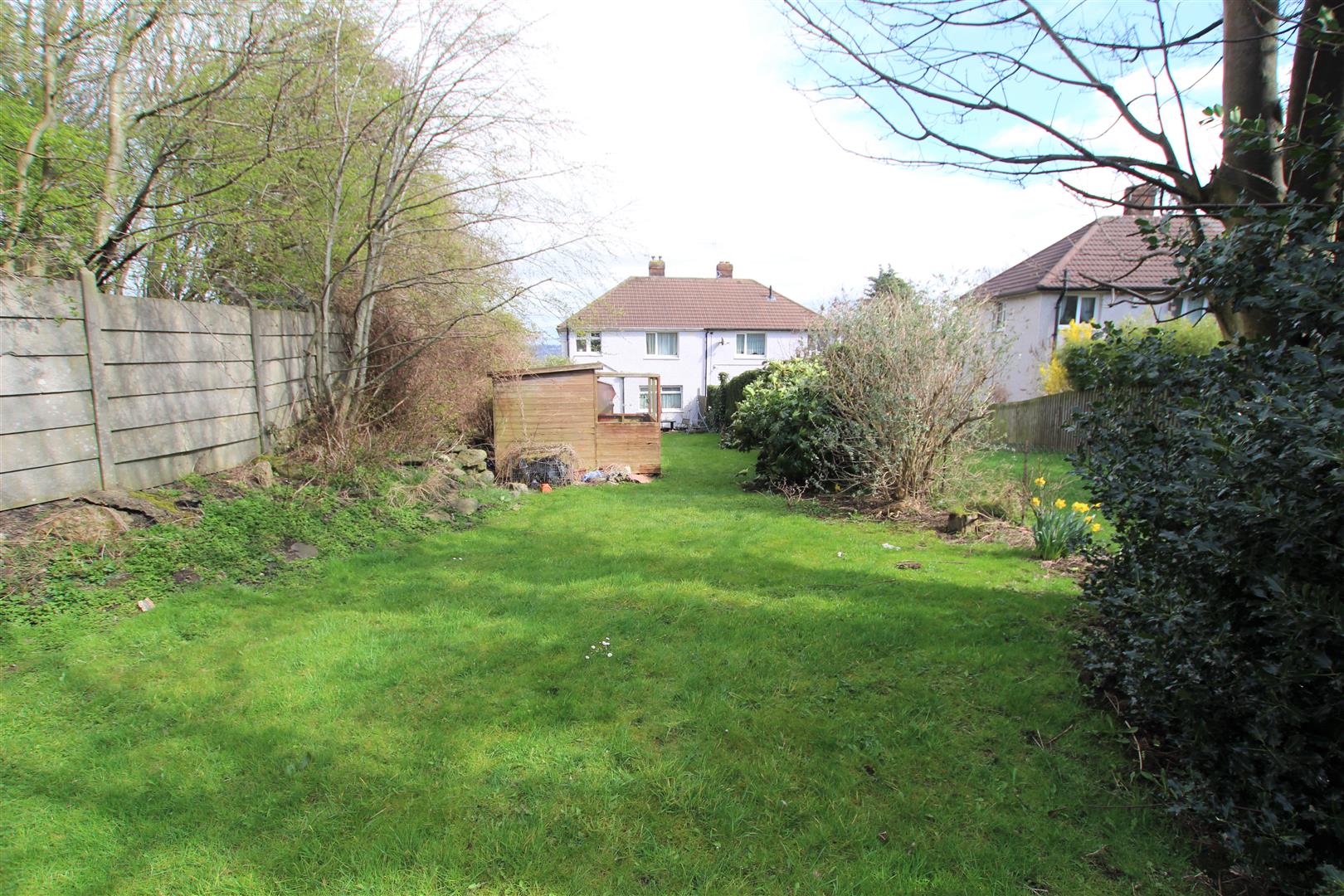 Farm Hill Road, Thorpe Edge, Bradford Sugdens Estate Agent
